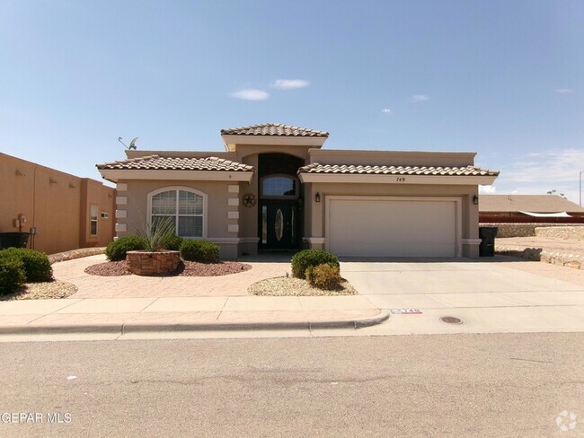 Building Photo - 749 Desert Silver Dr Rental