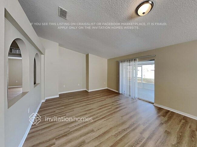 5241 Silver Thistle Ln