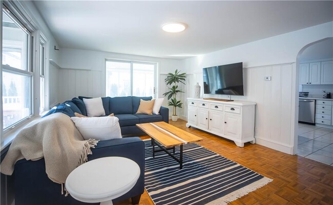 Photo - 19-21 Crest St