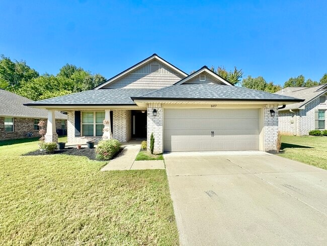 Photo - 8437 Grayce Dr