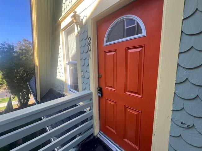 Photo - 1318 High St Unit 201