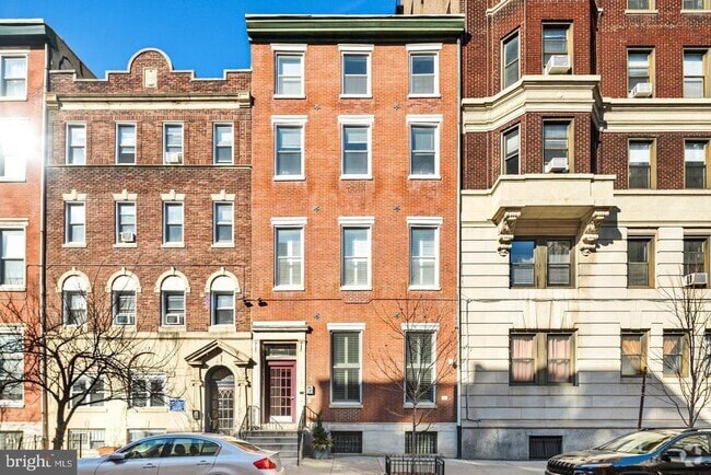 Building Photo - 1305 Spruce St Unit TH1C Rental