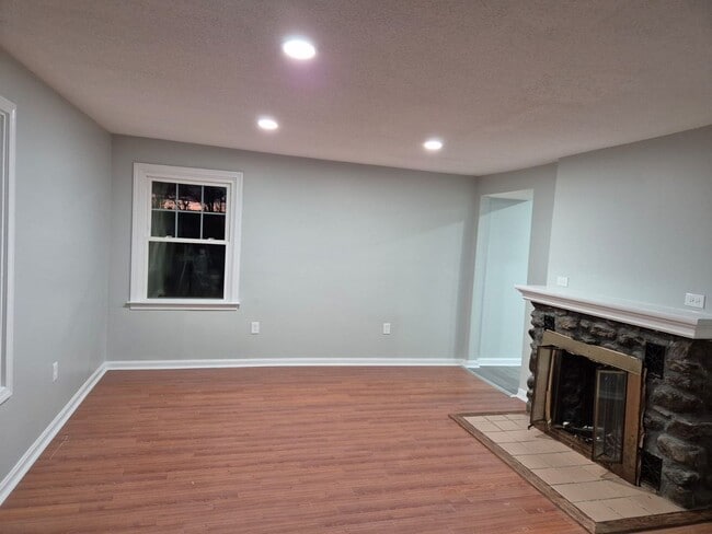 Photo - Newly renovated 3BR House