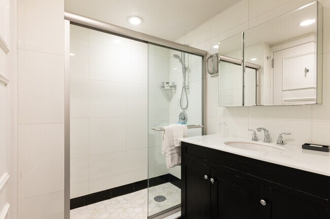 Photo - 160 Central Park S Unit SI FL29-ID1590572P