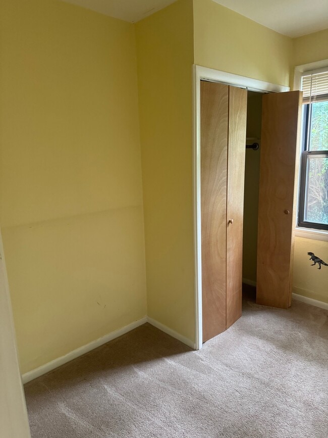 Photo - 2809-2811 Neeld Ave