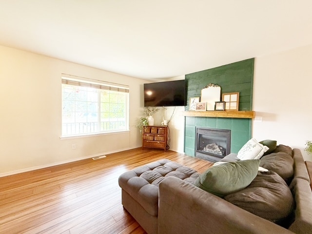 Photo - 2988 NE Loyola St