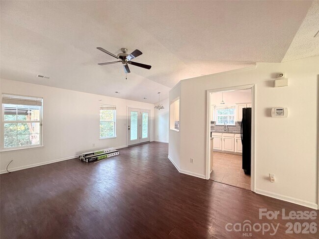 Photo - 7124 Rumple Rd