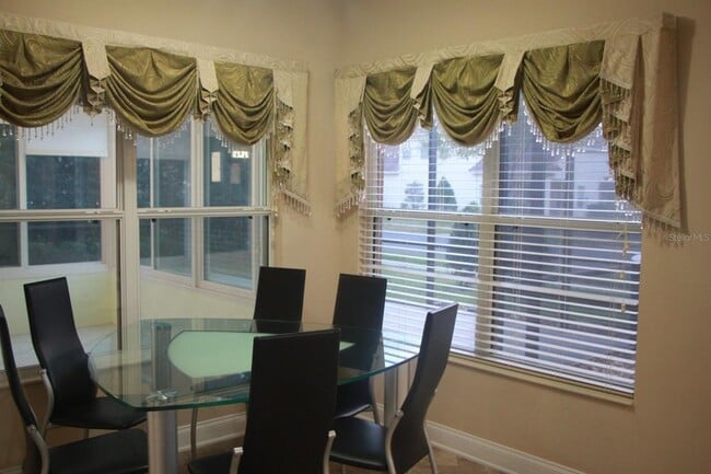 Photo - 6935 Brescia Way