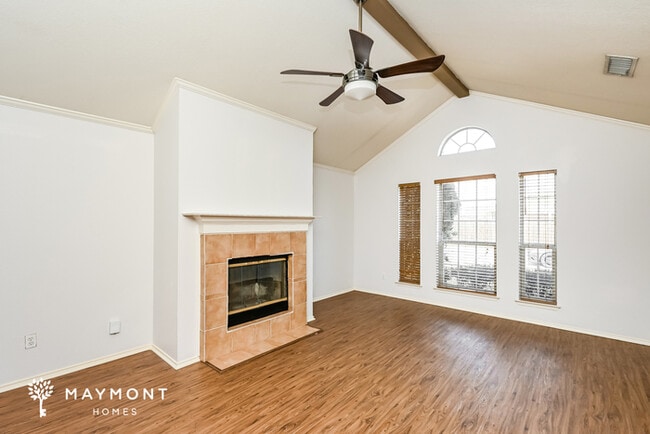 Photo - 716 Stonedale Dr