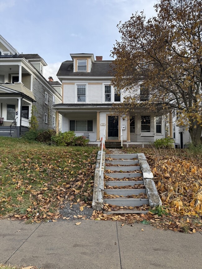 Photo - 49 S Allen St