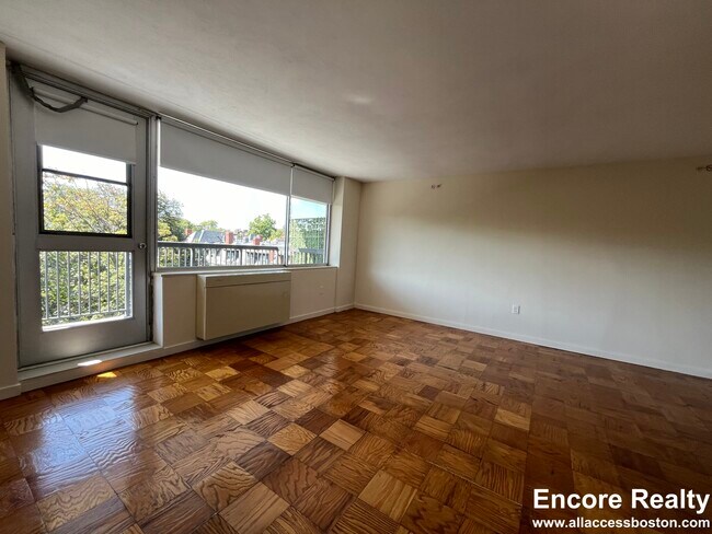 Photo - 73 Monmouth St Unit 3