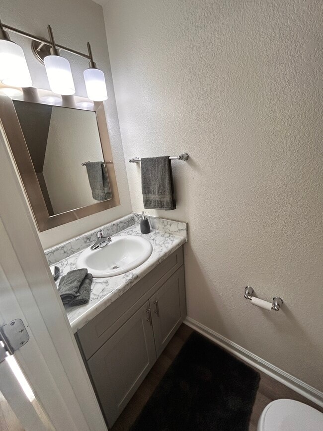 Photo - 1165 Fords Pointe Cir