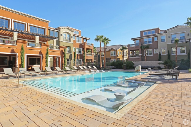 Building Photo - Elevate