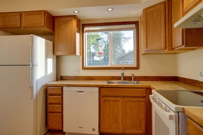 Photo - Federal Way Rambler