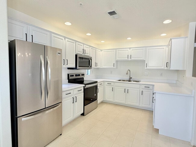 Building Photo - 9455 E Raintree Dr Unit 2049