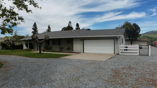 Photo - 14320 Sycamore Ave