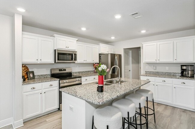 Photo - Beautiful Custom Build Home in North Crestview
