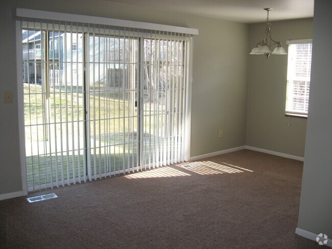 Building Photo - 4603 Moffett Rd NW Rental