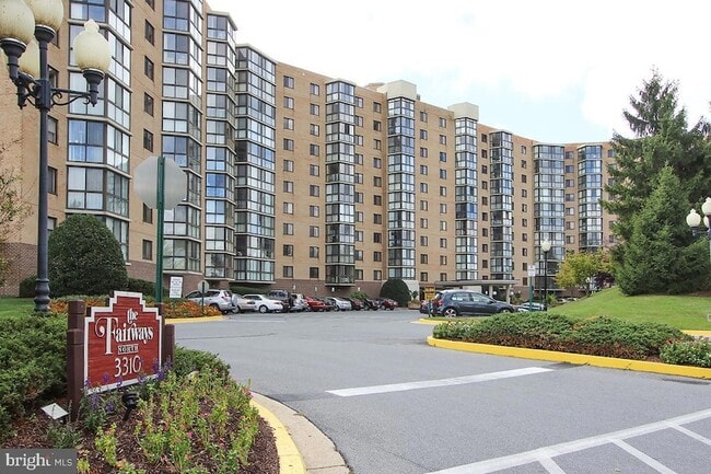 Building Photo - 3310 N Leisure World Blvd Unit 6621