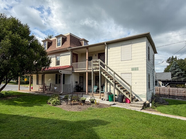 337 E Main St Unit #3