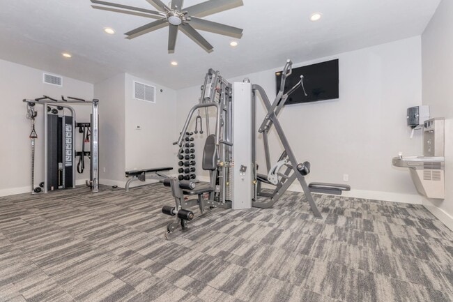 Photo - Fox Point Apartments