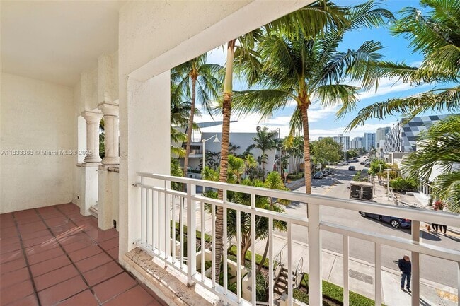 Building Photo - 1415 Sunset Harbour Dr Unit 204 Rental
