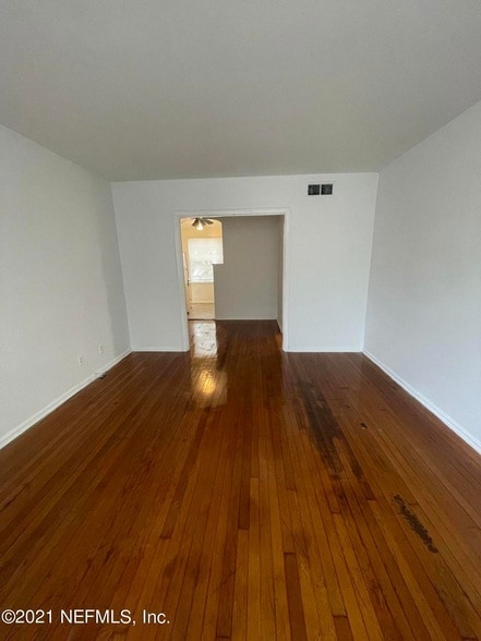 Photo - 1529 McDuff Ave S