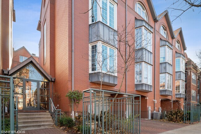 Photo - 851 W Gunnison St