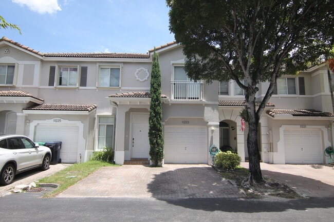 Building Photo - 11223 NW 57th Ln Rental