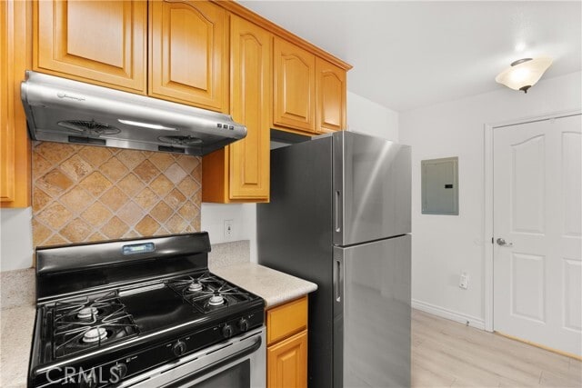 Photo - 17888 Alburtis Ave Unidad A102-2