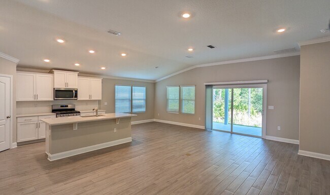 Photo - 126 Zancara St