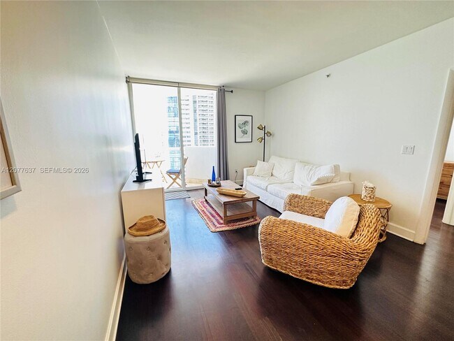 6365 Collins Ave Unit 2005