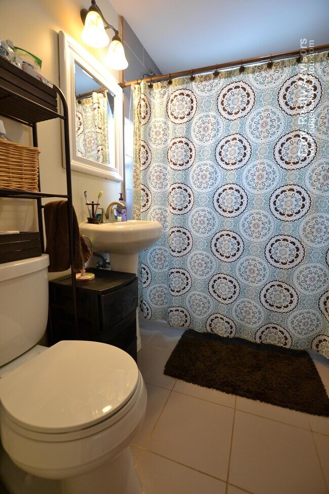 Photo - 222 Arlington St Unidad 1