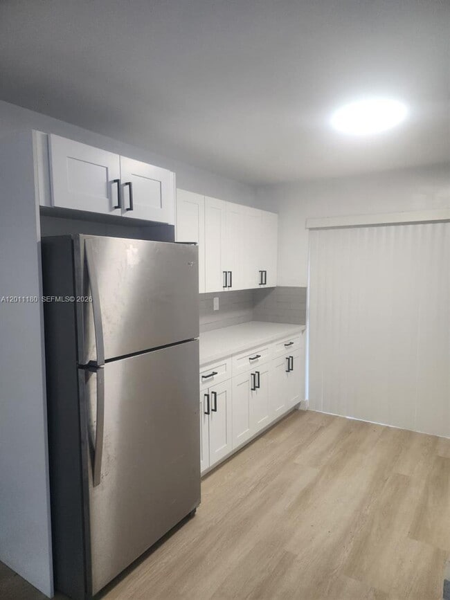 Photo - 1180 NE 185th St