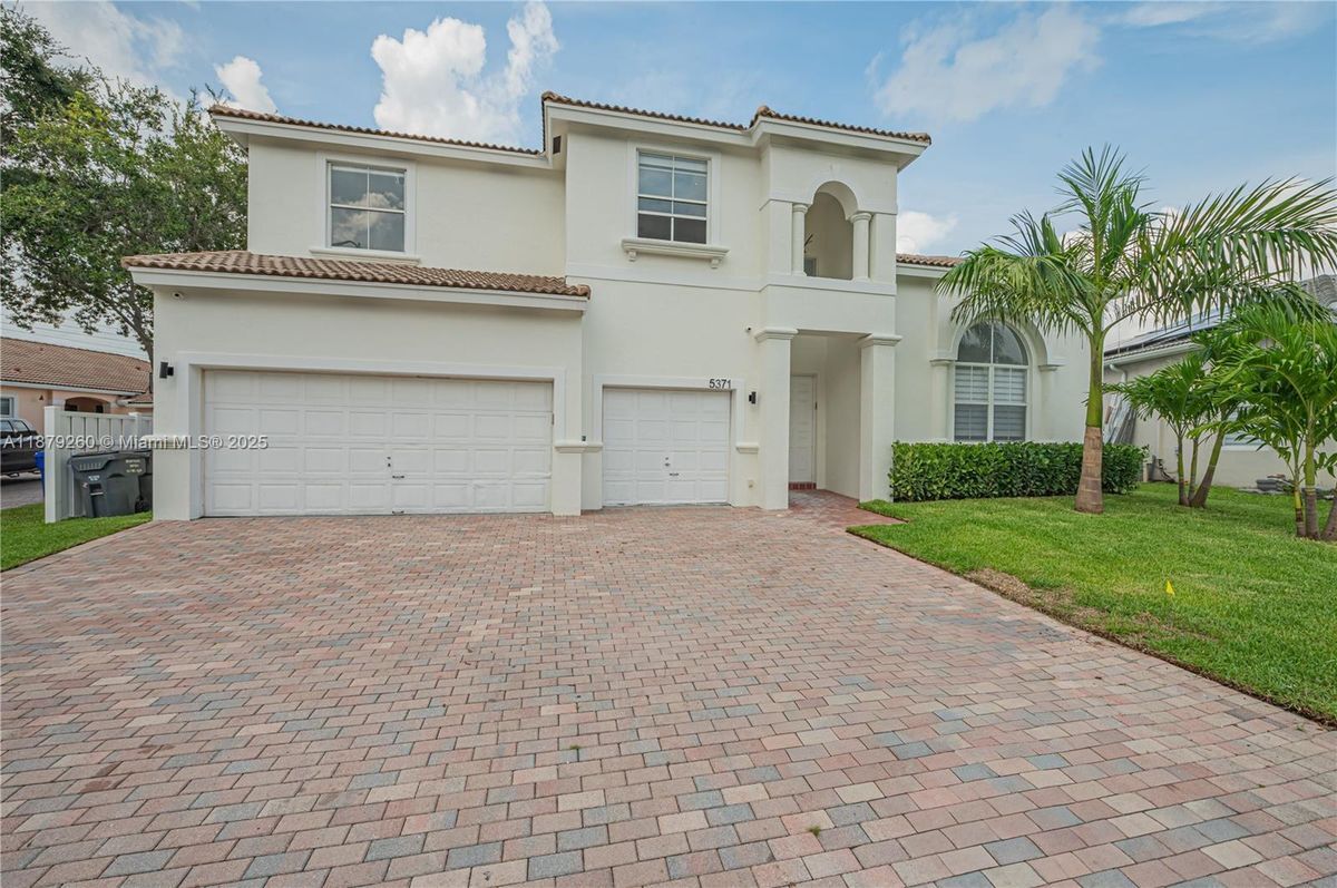 Photo - 5371 SW 32nd Terrace