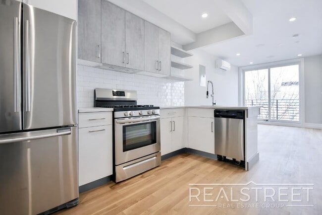 Photo - Stunning New 1 Bed in Bed Stuy Condo building Unidad 3B