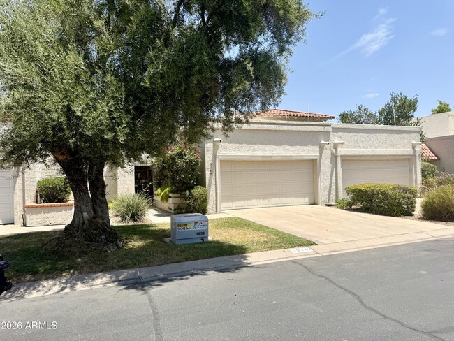 Photo - 5147 N 76th Pl