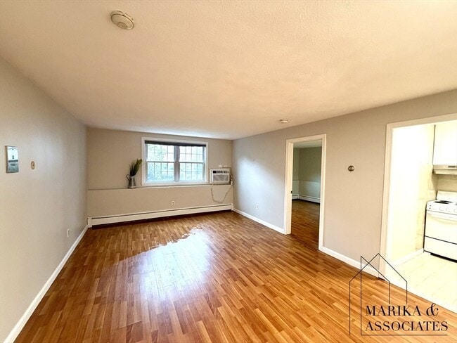 Building Photo - 6 Drummer Rd Unit F1