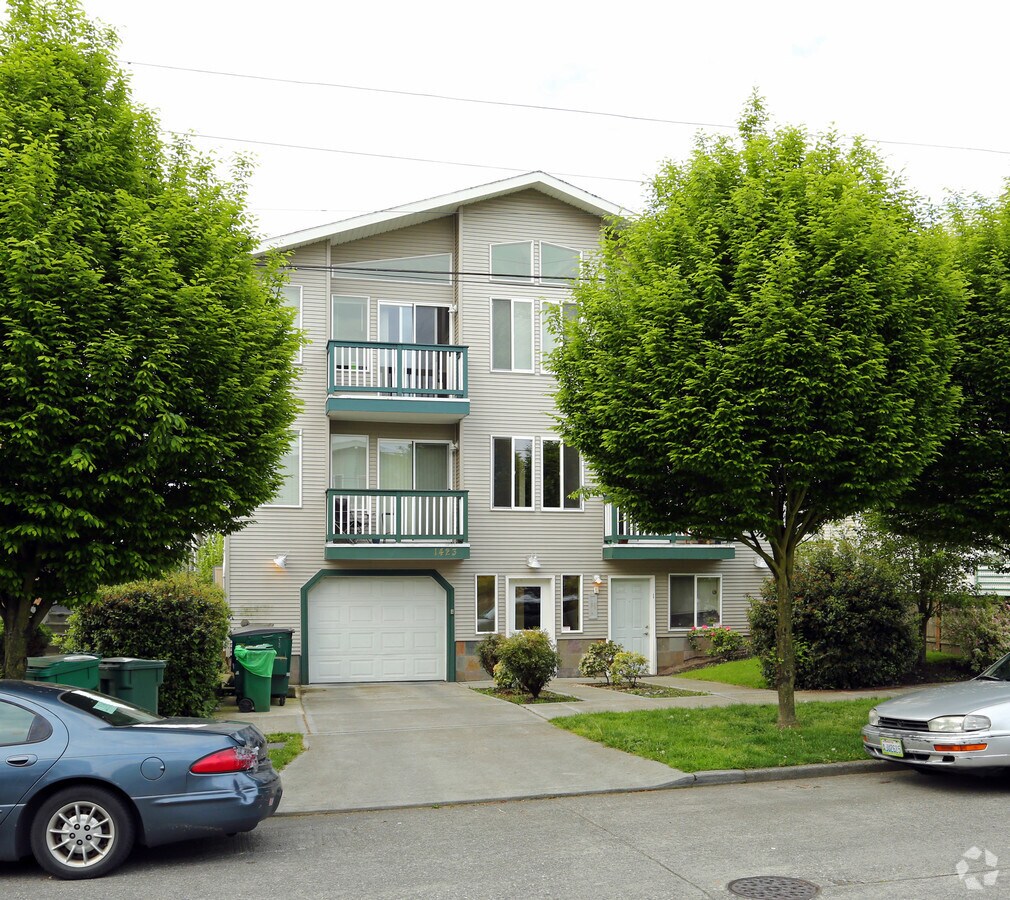 Primary Photo - 1423 NW 61st St