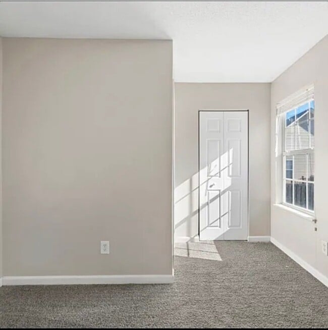 Photo - 116 Cottage Lake Way