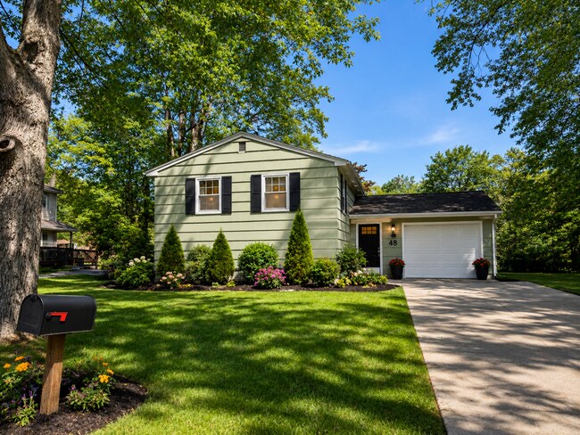 48 Harold Ave