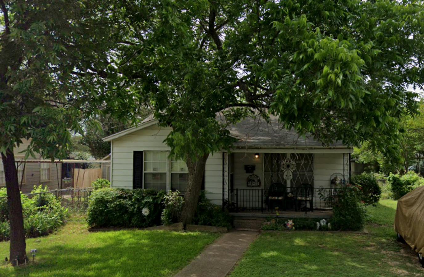 Charming 3-Bedroom, 2-Bath Home Available ... - Charming 3-Bedroom, 2-Bath Home Available ...