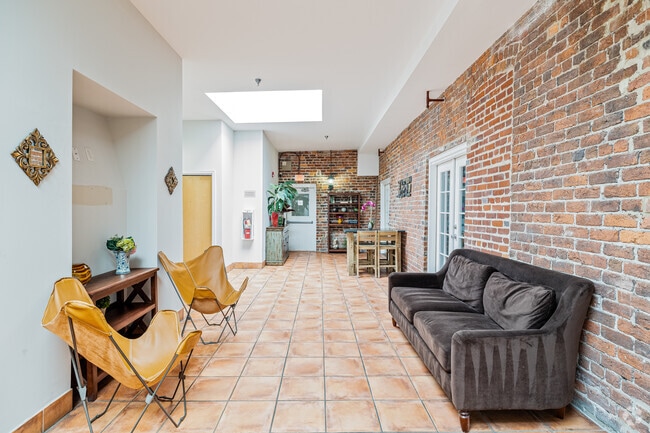 Resident Lounge - The Lofts at Shiplock Watch