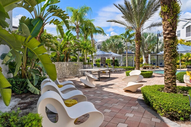 Photo - Grandeville at RiverPlace