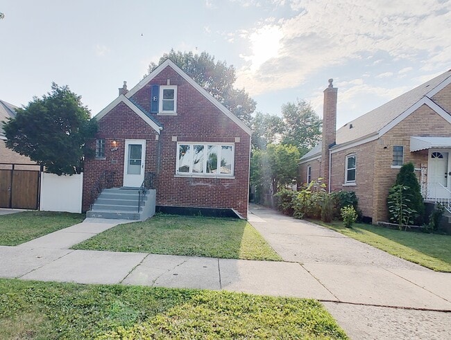 Photo - 6934 S Karlov Ave House