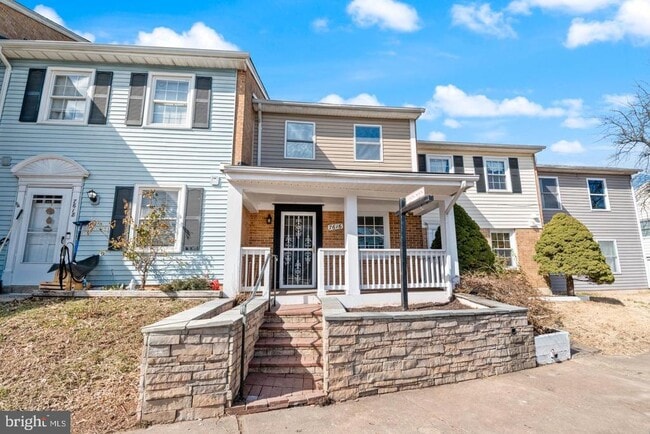 Photo - 7616 Somerset Ln Townhome