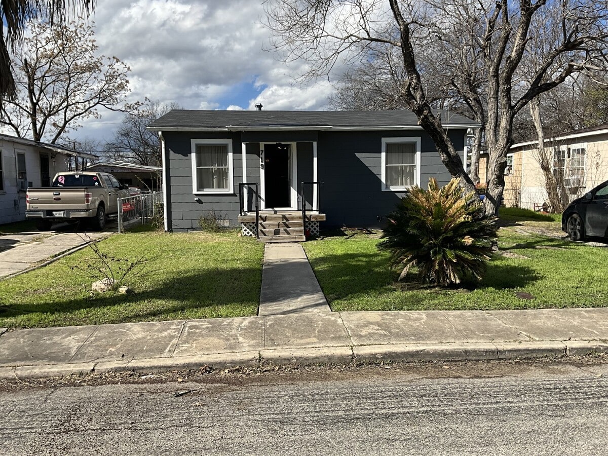 Charming 3-Bedroom Home in San Antonio - P... - Charming 3-Bedroom Home in San Antonio - P...