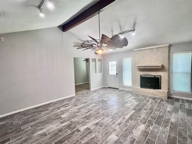 9 N Deerfoot Cir