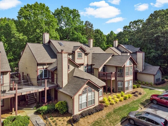 Building Photo - Terrace level condo in great Johns Creek location!