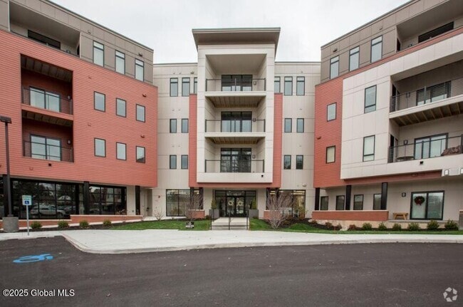 Building Photo - 2 West Ave Unit 303 Rental